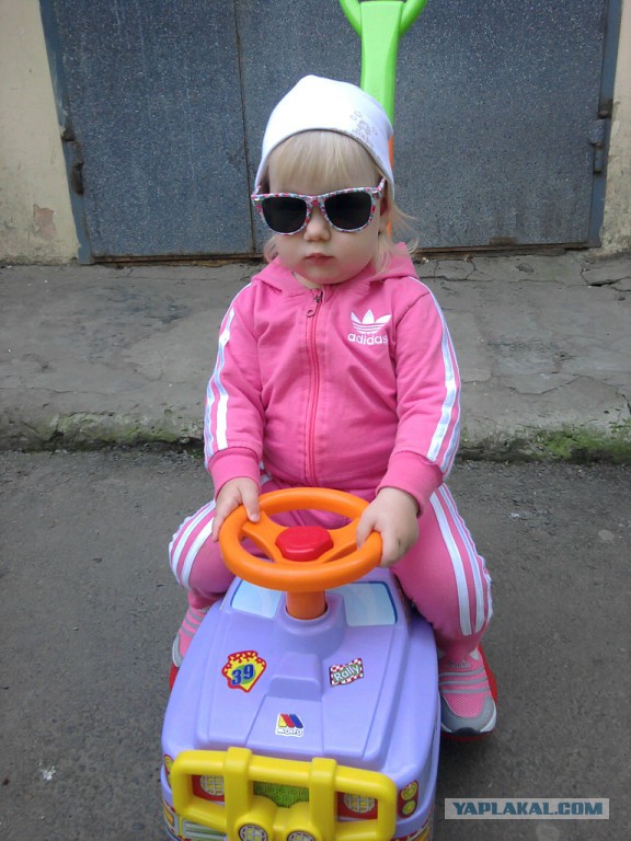 Красивые покупательницы с алиэкспресс