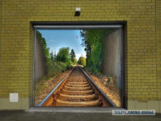 Рисунки на гаражных воротах