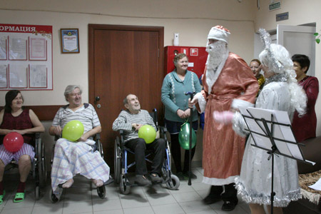 Новый год в доме престарелых