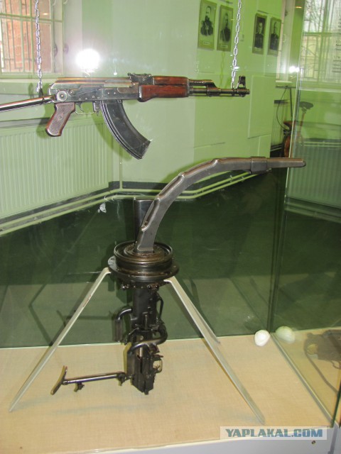 Шмайсер и Калашников