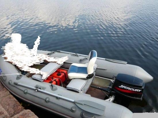 Малевич отдыхает или модники без головы.