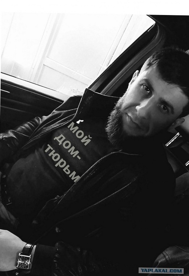 В Свердловской области на пляже избили мужчину. Он переодевал плавки на виду у детей