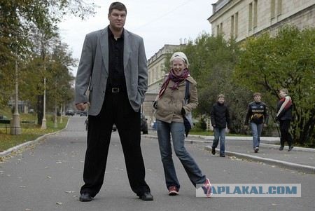 Мелкий выродок
