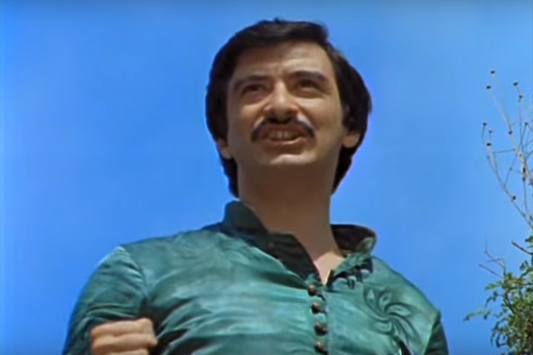 Стихи про отца которого нет. Плакаты мотиваторы. Как живешь как справляешься слушать. Полад бюль-бюль оглы не бойся я с тобой. Бестселлер музыкант.