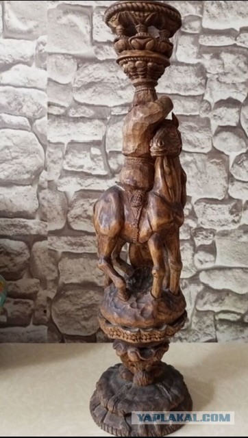 Старинный подсвечник