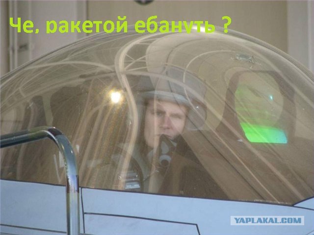 F-22 Raptor. Всякое случается.