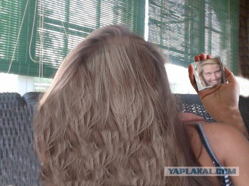 Фотожаба: За спиной