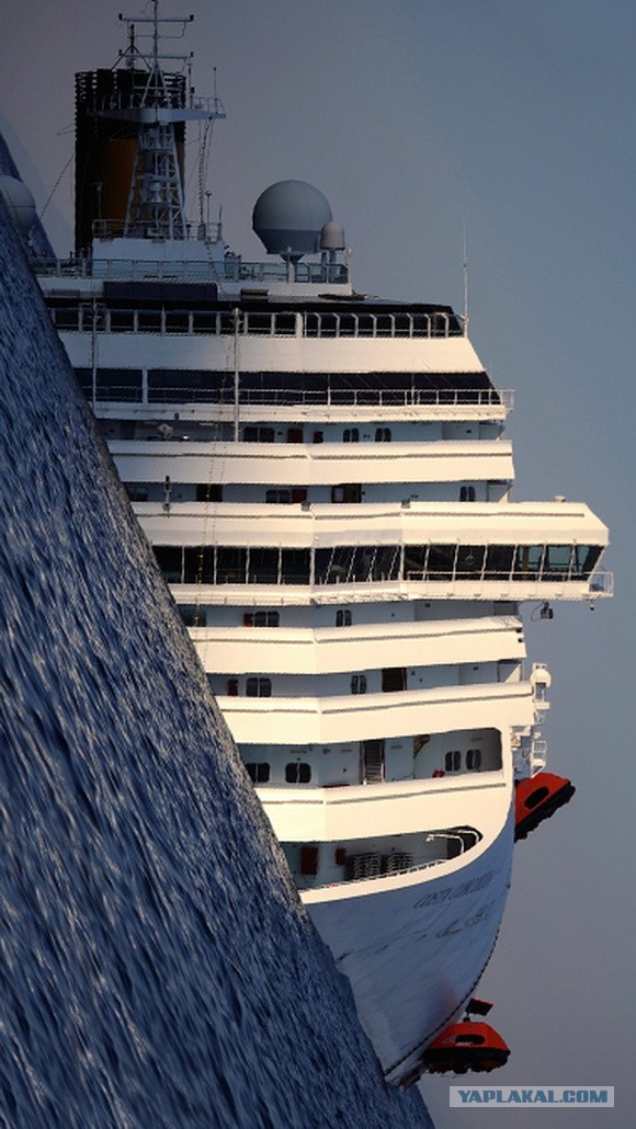 Началась операция по подъему круизного судна