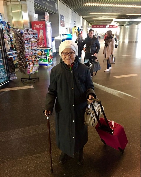 89-летняя путешественница из Сибири баба Лена отправилась в Доминикану