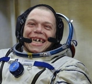 Полетели на Луну