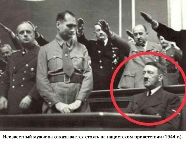 Чёрно-пошлая деградация