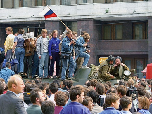 Соцсети о протестах валютных ипотечников.