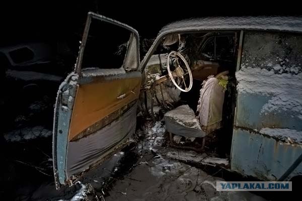 Зимняя автосвалка