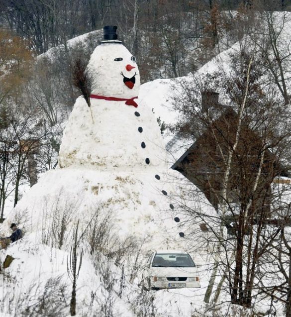 Снеговики - модели 2010-11 года ))