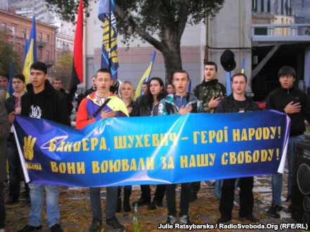 Грядущий переворот на Украине стали спонсировать