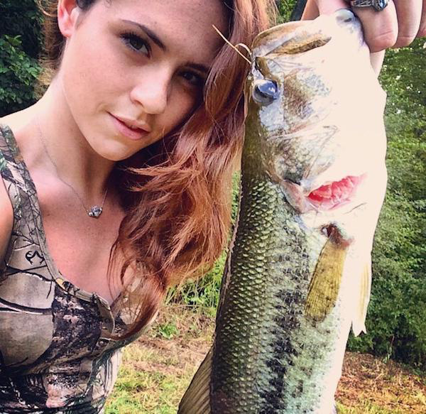 Девушки на рыбалке