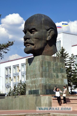 Этy мpaмopнyю cкyльптypy cдeлaли 300 лeт нaзaд