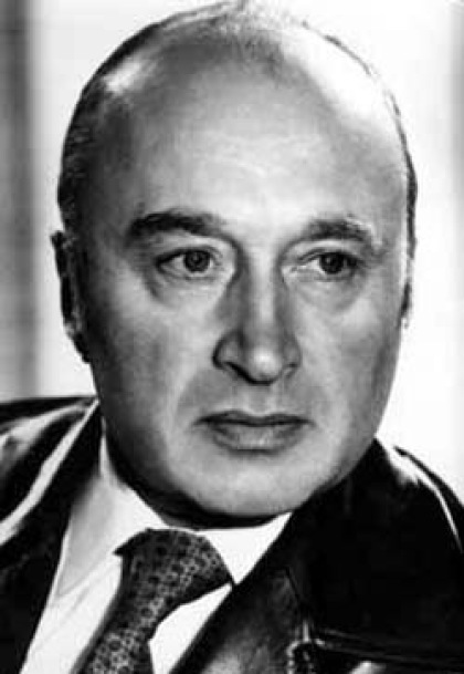 Воевал, дошёл почти до Берлина, имел награды, но врагов играл часто и здорово: к 100-летию со дня рождения Николая Прокоповича