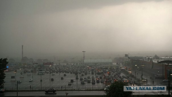 В ожидании грозы в Рязани ( 16.06.2015)