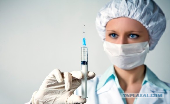 Медработницы с ослепляющими ножками