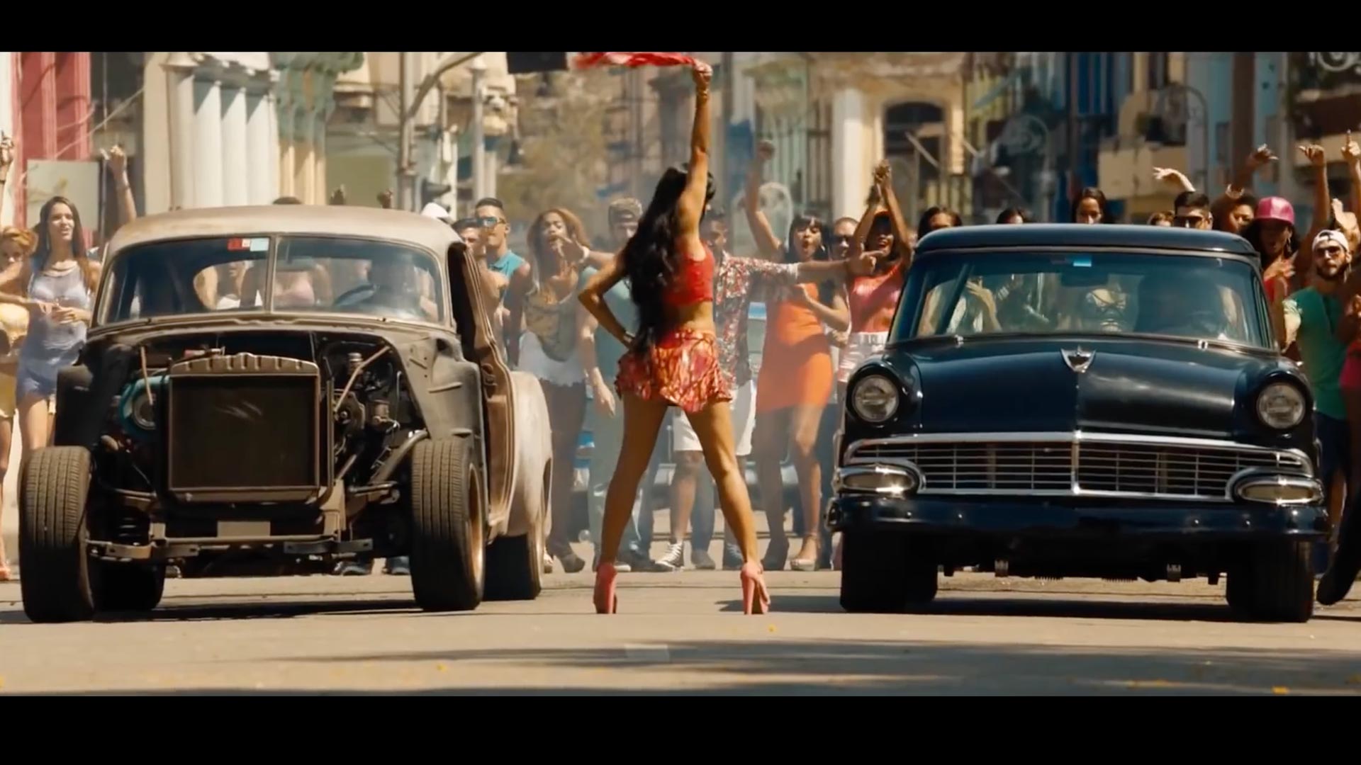 рэп клип. порше 911 моргенштерна. гоночные машины и девушки. лана дель рей 2013. три девушки на машине.