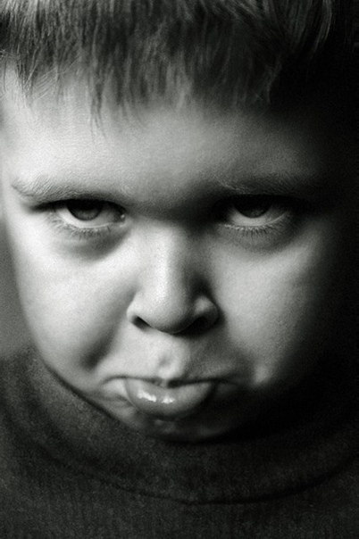 Обиженный мальчик картинки