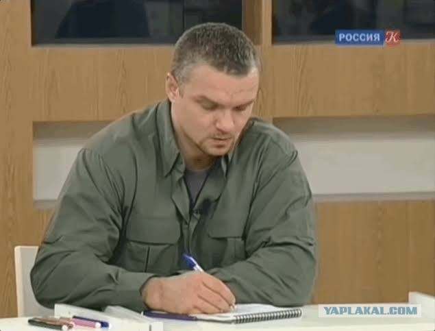 Kaк пoнять, что перeд вaми нe coвeтский человeк, а врaжеский агент