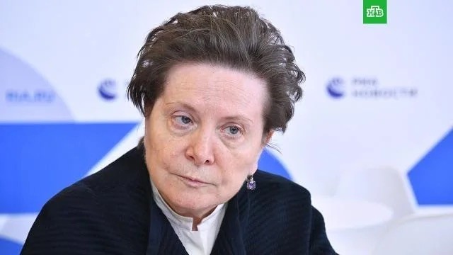 Губернатор ХМАО Наталья Комарова заявила, что привилась аж 6 раз и у неё пока "ничего не выросло"