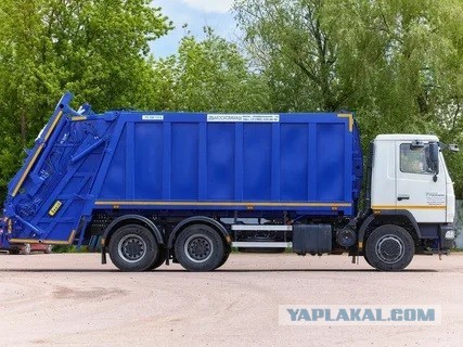 Глава Россотрудничества Игорь Чайка внезапно стал мемом в соцсетях после пресс-подхода 8 сентября
