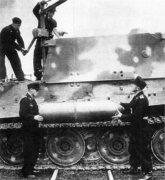 Немцы захватили «Катюшу» в 1941-м и скопировали её. Почему копия так и не стала «Катюшей»
