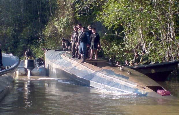 Причудливые попытки контрабанды наркотиков