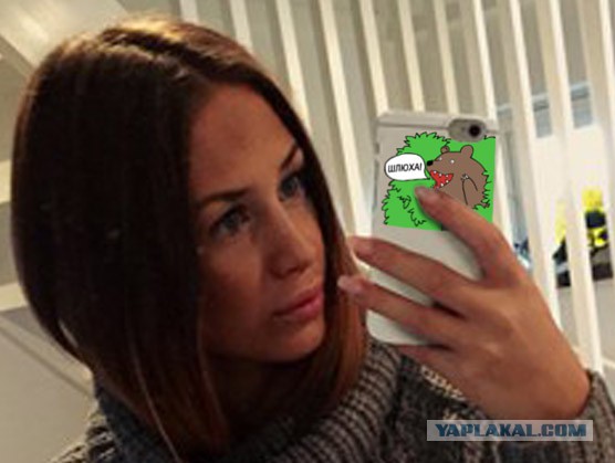 Отличный чехол для любителей зеркальных селфи