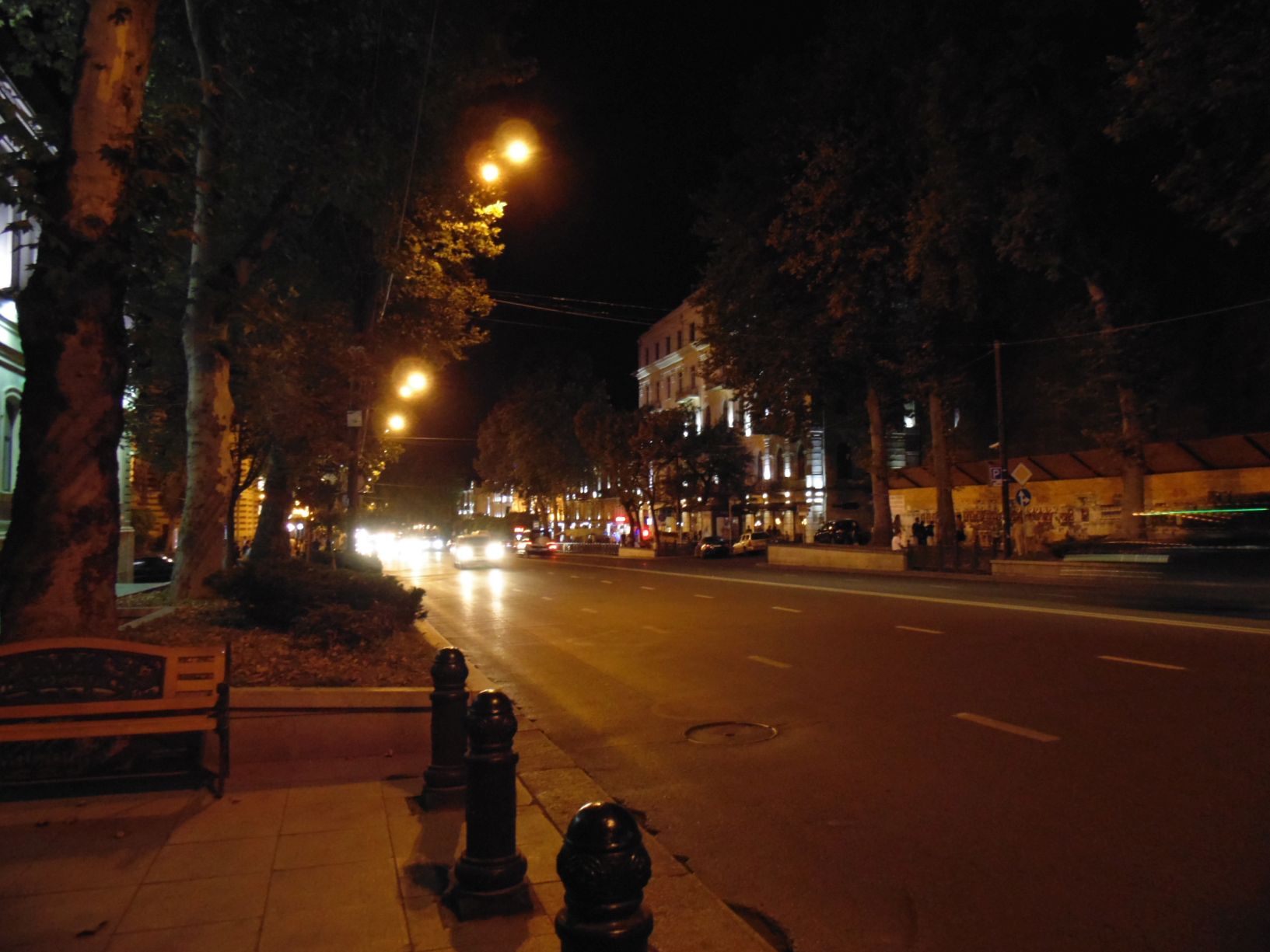 Улица Руставели Фото
