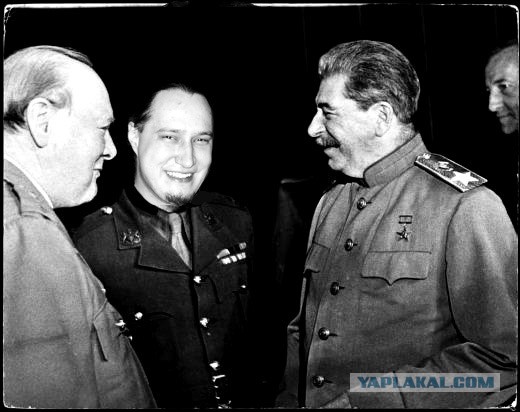 Китаянка фотошопит себя на фотографии знаменитостей. И без её присутствия они уже не такие крутые