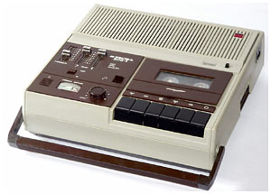 Чем можно было привлечь девчонку в 80-е.