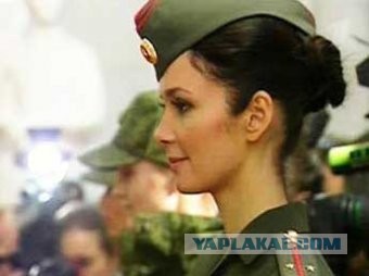 Секси-девушки в армии
