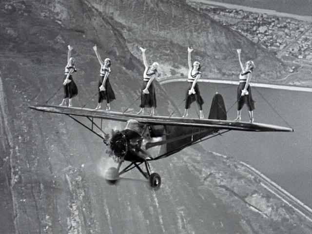 История в фотографиях