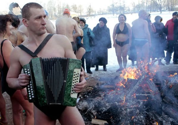 И всё-таки она наша. Лента картинок
