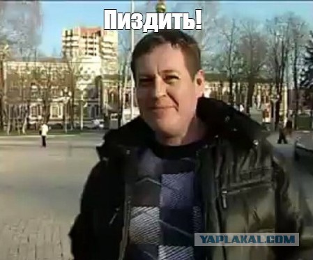 Турецкий полицейский осуществляет «правосудие на месте» над мародерами