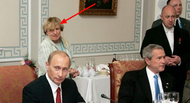Президент России В.Путин, 43–й президент США Дж.Буш и Е.Пригожин, 2001 год
