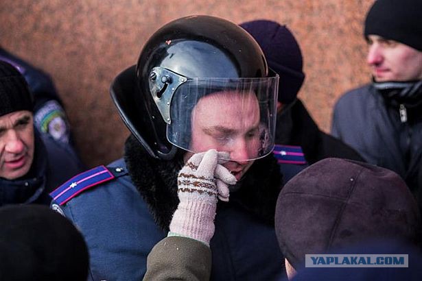 Украина штурмует верховную раду!