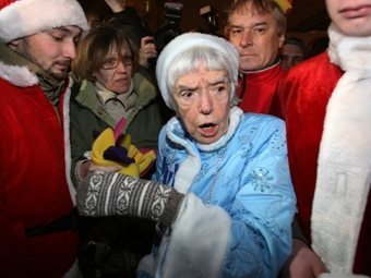 Алексеева пожелала России долгой и мучительной