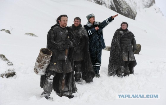 Фотожаба: полицейский в снегу
