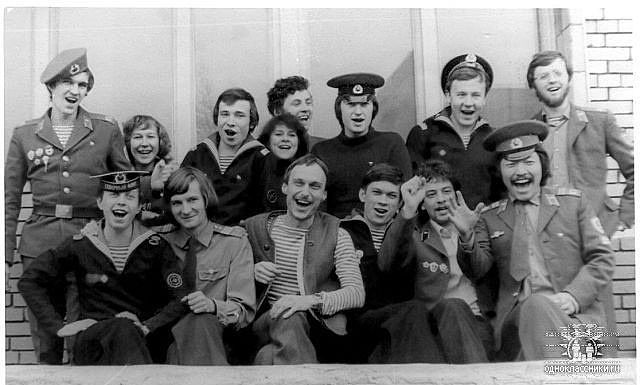 В лихие 90-е мы зарабатывали как могли