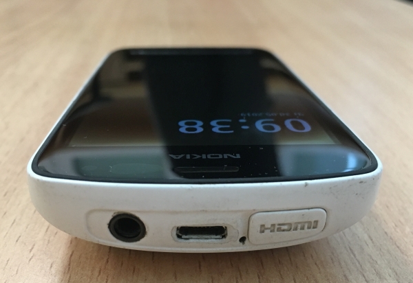 Nokia 808 PureView: обзор первого смартфона с 41-Мп камерой