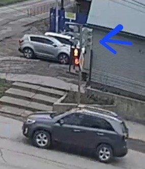 Нормально влип