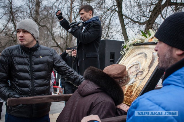 Борьба за храм на Торфянке продолжается