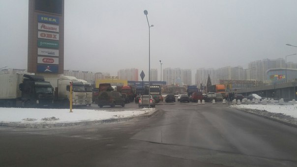 Дальнобойщиков не пускают в Москву,