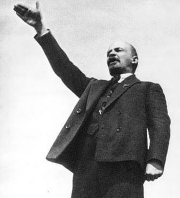 Поклонская отнесла Ленина и Гитлера в список "извергов XX столетия"