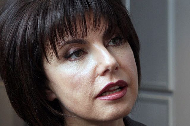 Куда закатились звезды. Что стало с популярными телеведущими 80-х и 90-х